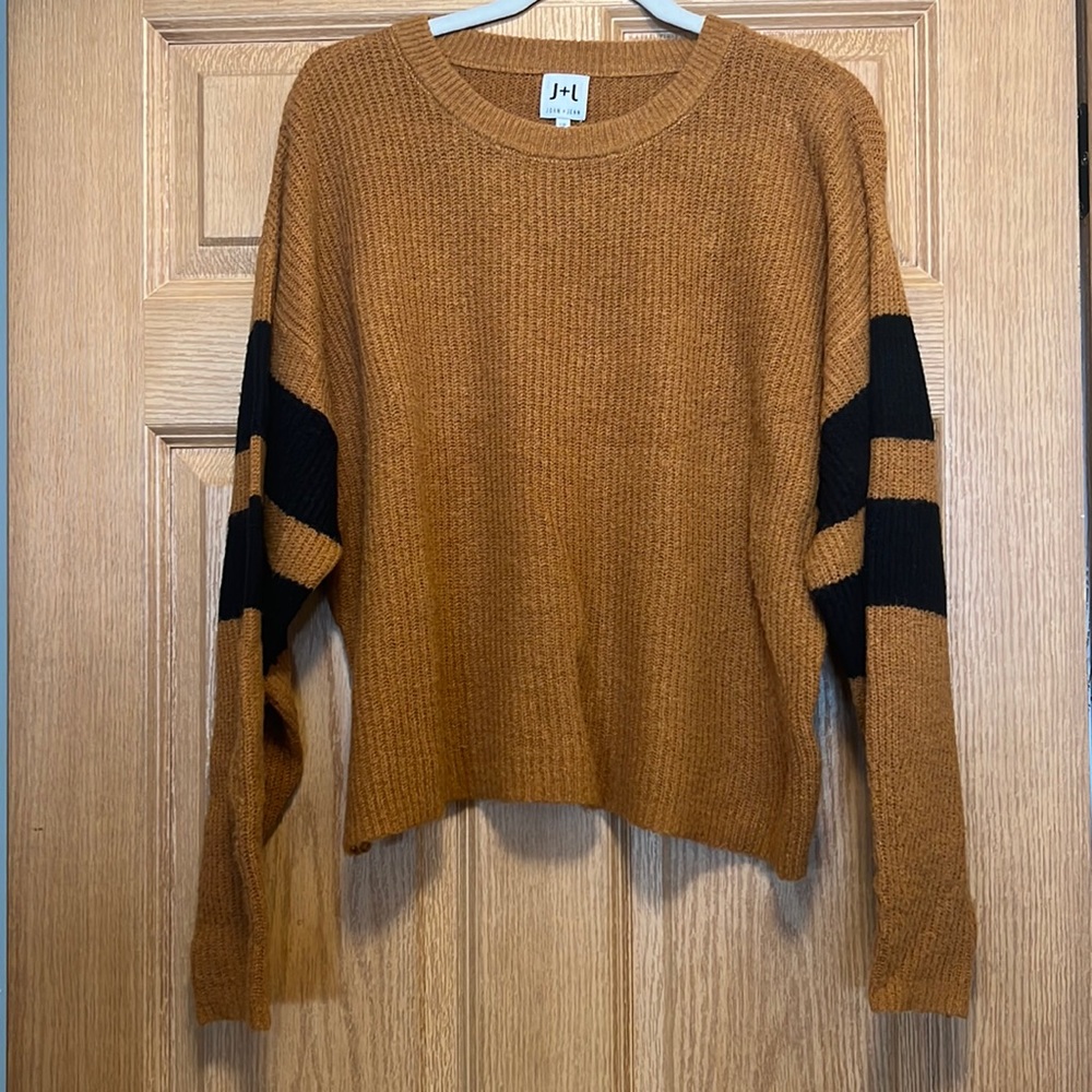 John + Jenn Women’s Sweater Size S